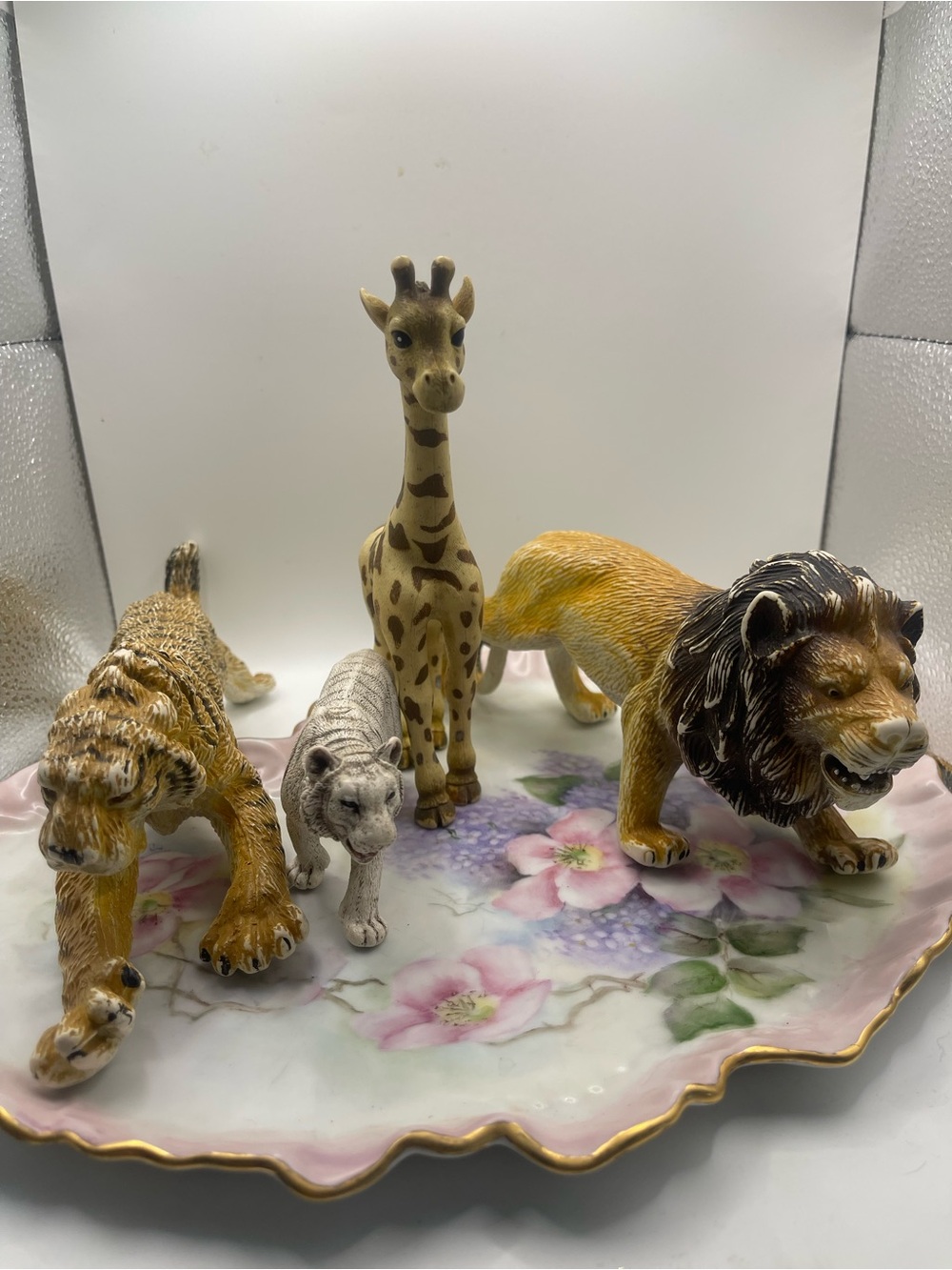 Set of Four Realistic Animal Figurines - Giraffe, Lion, Tiger, White Tiger